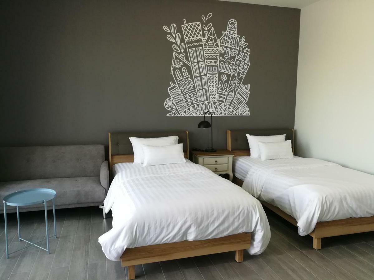 Baan Phurit Khaoyai Hotel Pak Chong Екстериор снимка